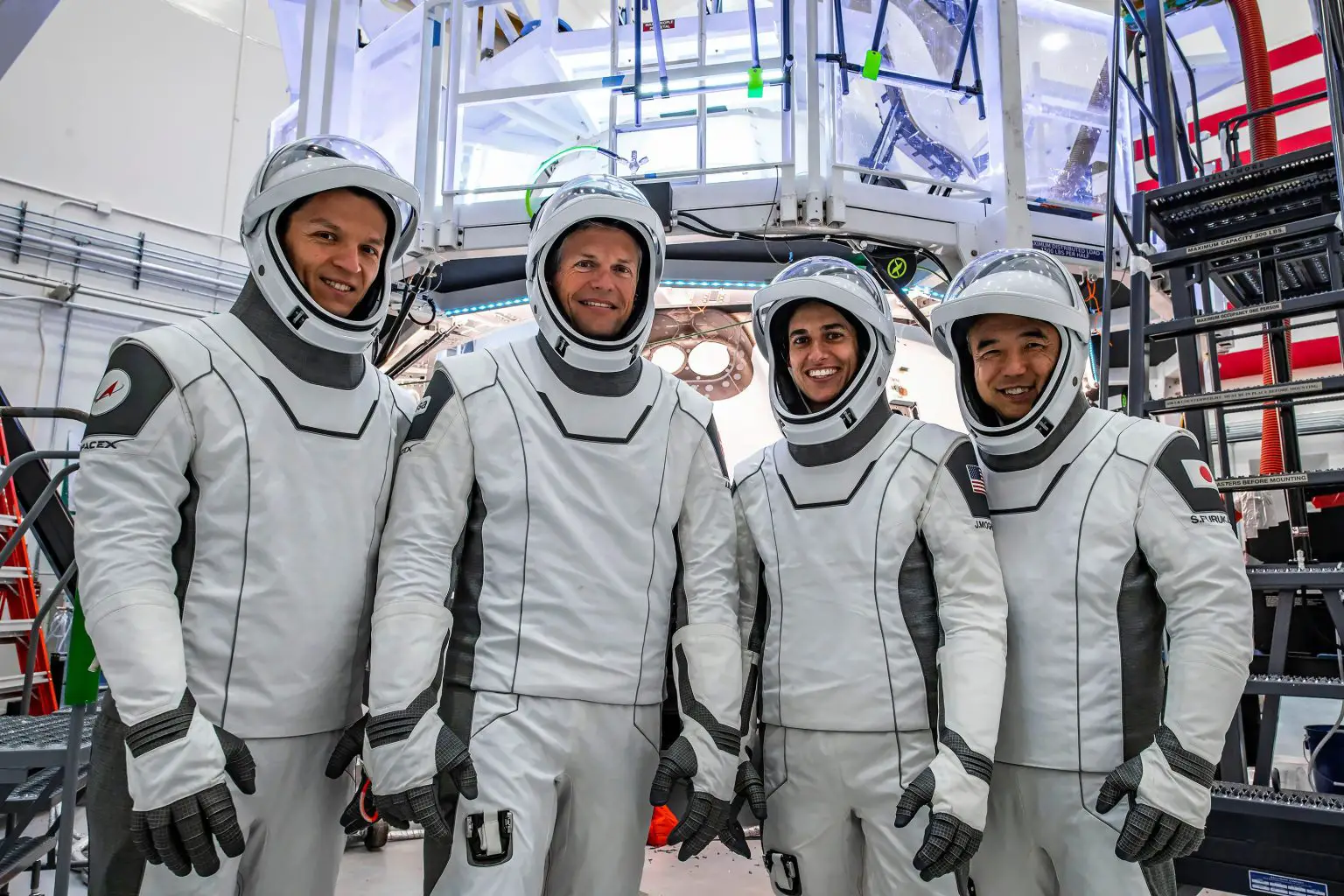 NASA-SpaceX-Crew-7-in-Suits-1536x1024.webp