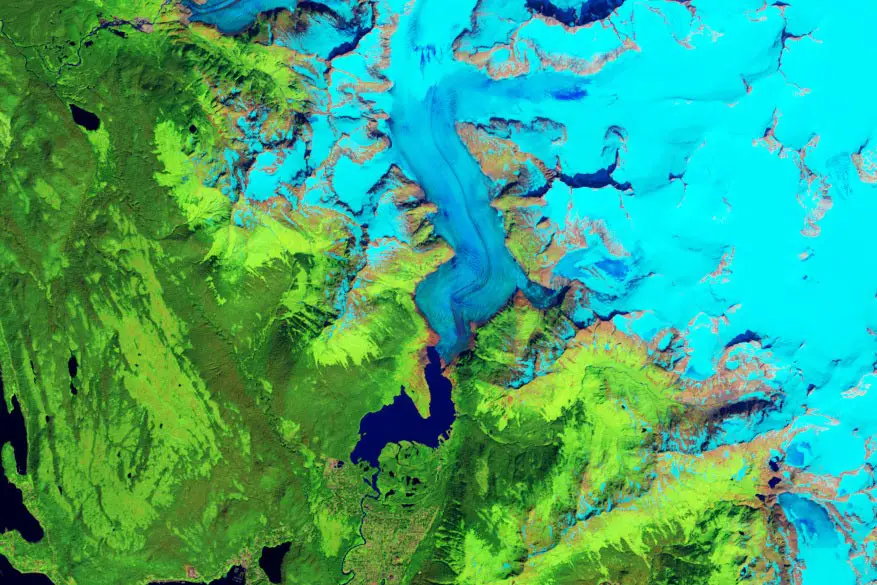 Mendenhall-Glacier-2023.webp
