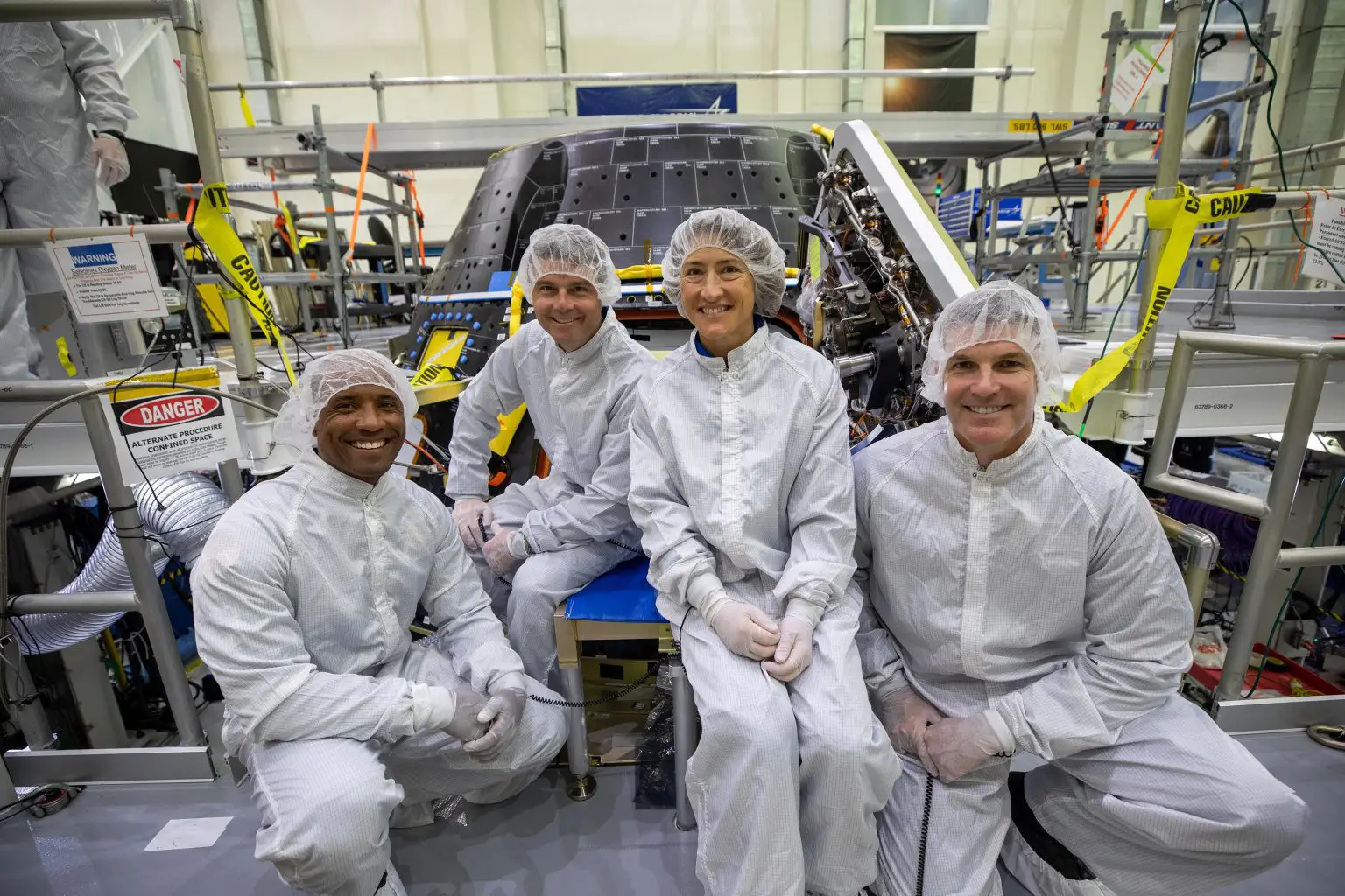Artemis-II-Crew-Meet-Orion-1536x1024.webp