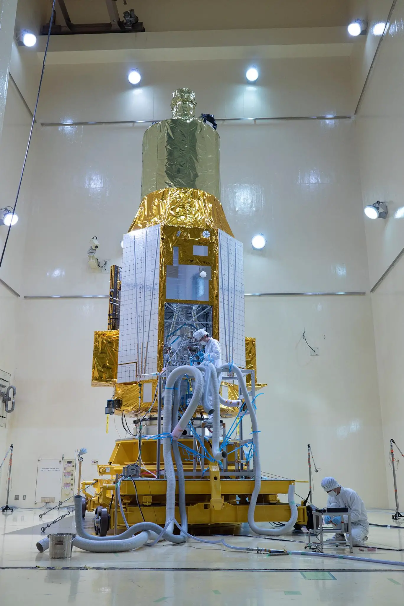 XRISM-Spacecraft-During-Acoustic-Testing-1368x2048.webp