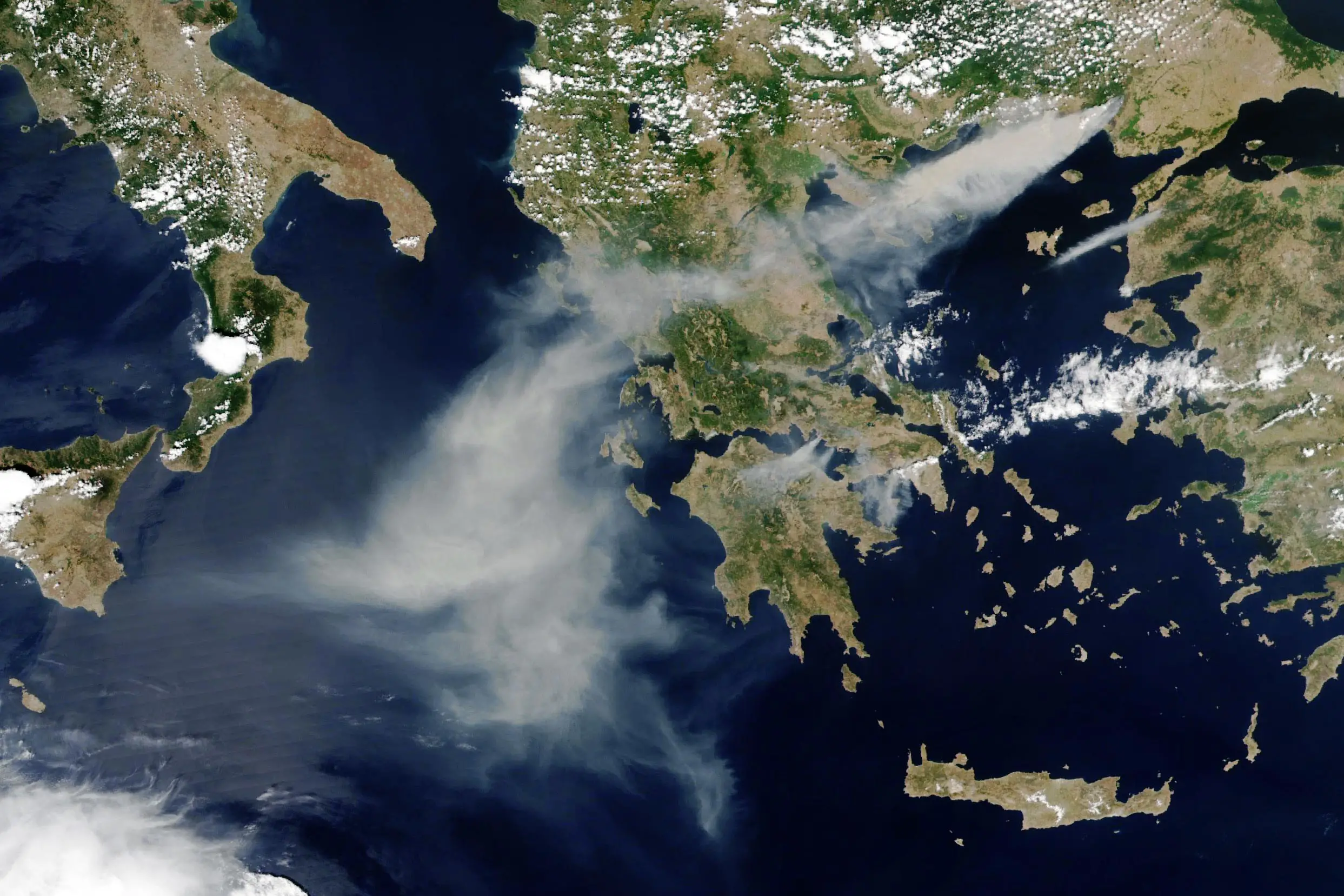 Greece-Wildfires-August-2023.webp