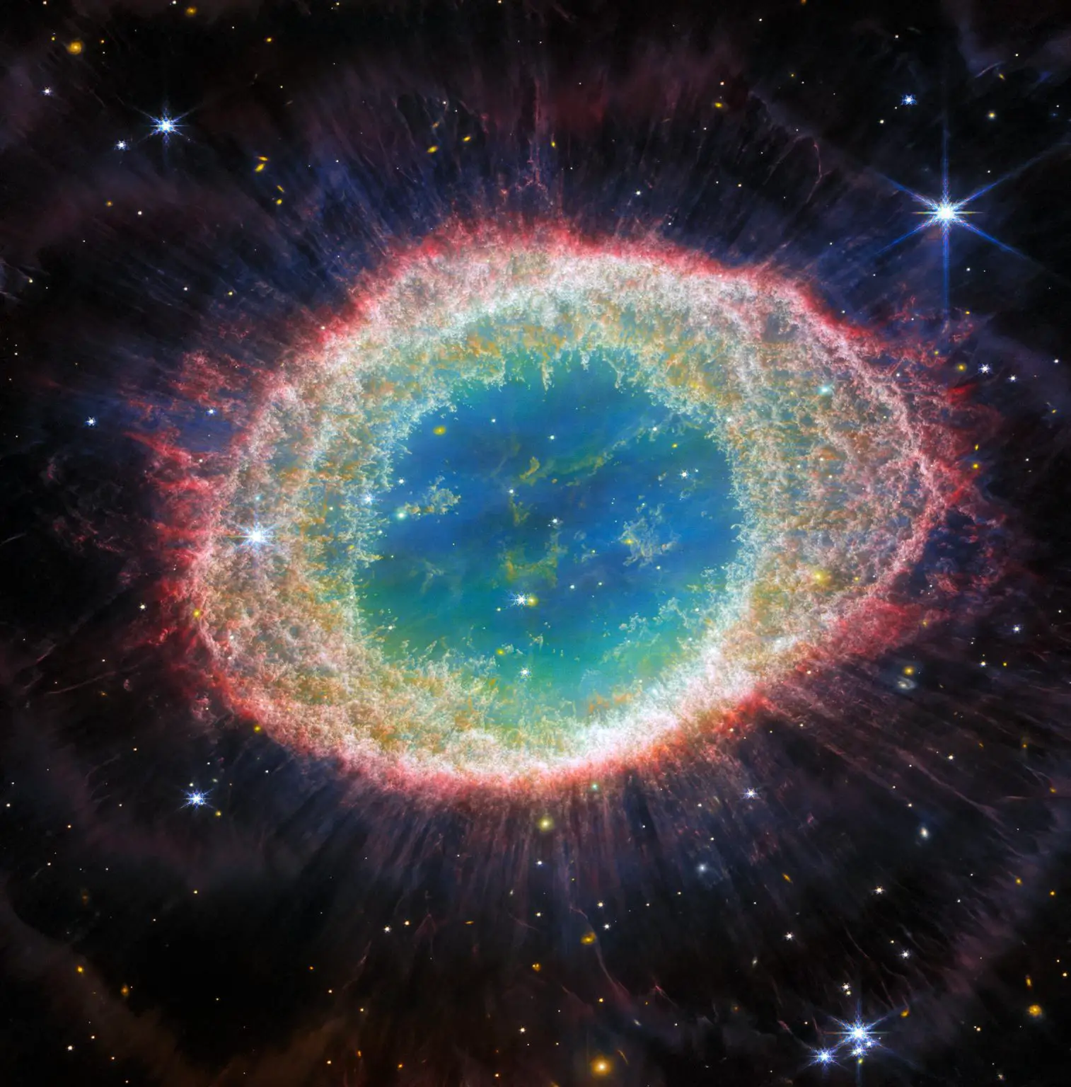 Ring-Nebula-Webb-NIRCam-Image-1514x1536.webp