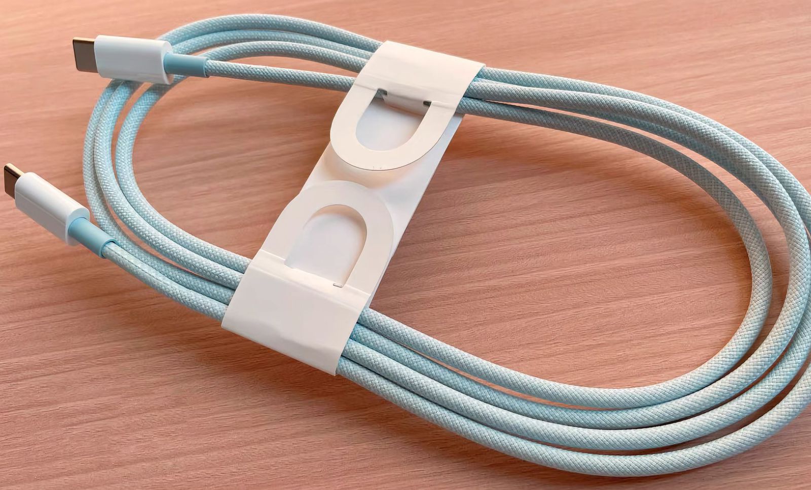 1.5m-usb-c-cable-iphone-15.jpeg