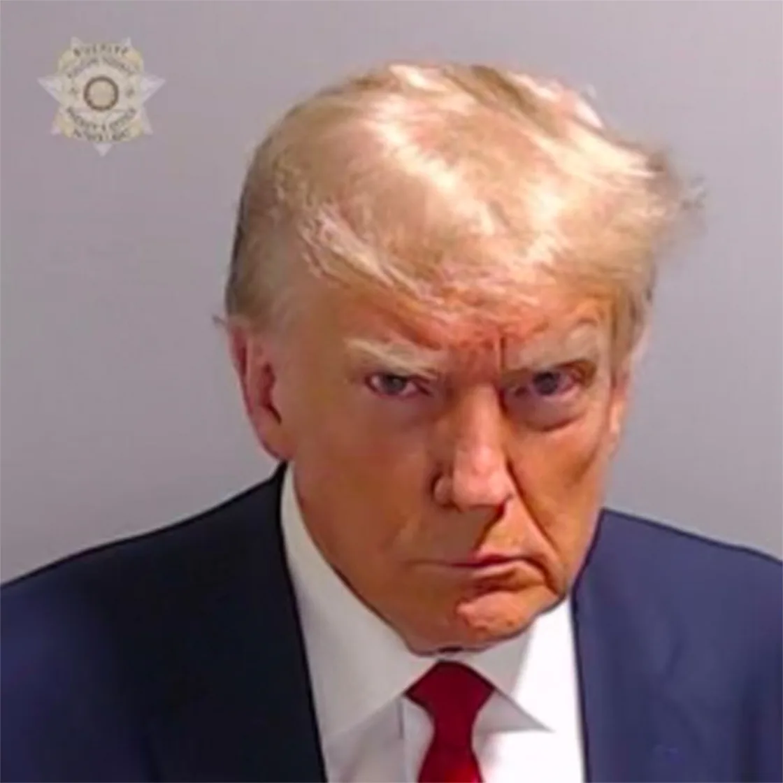 230824-donald-trump-mugshot-1x1-cs-962f40.webp