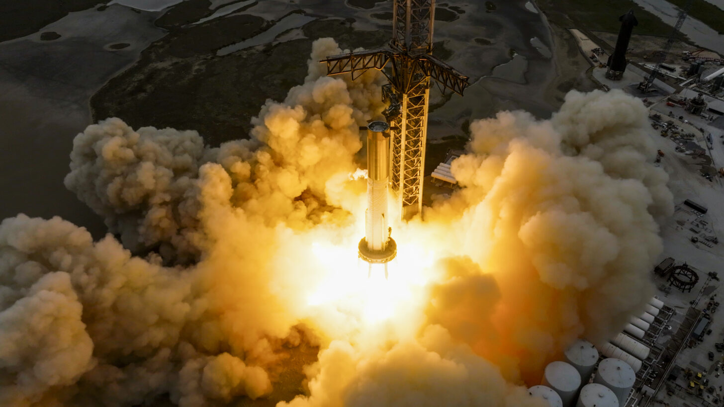 SPACEX-SUPER-HEAVY-TEEST-FEBRUARY-2023-4-1456x819.jpeg