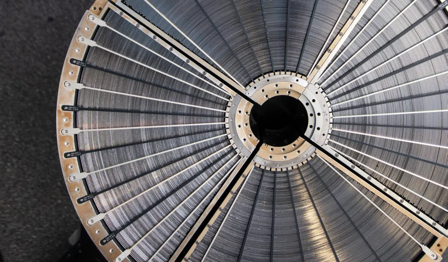 Mirror-Quadrants-for-XRISM-1536x900.webp