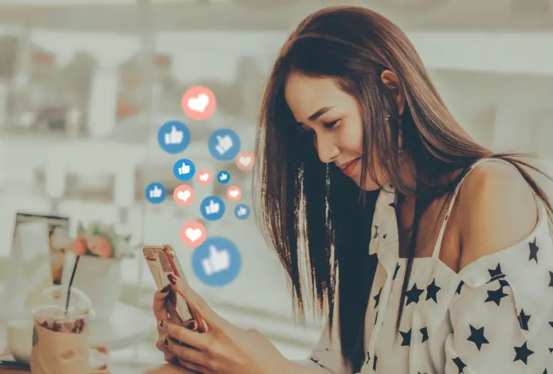 Woman-Smiling-Social-Media-777x526.webp
