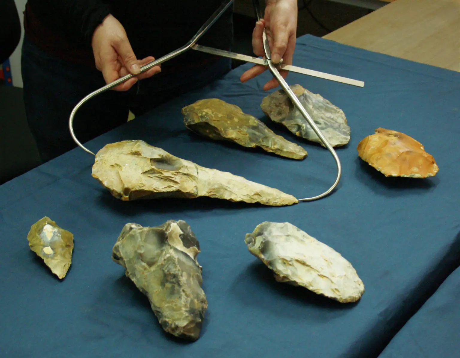 Letty-Ingrey-Measures-the-Largest-Giant-Handaxe-1536x1196.webp