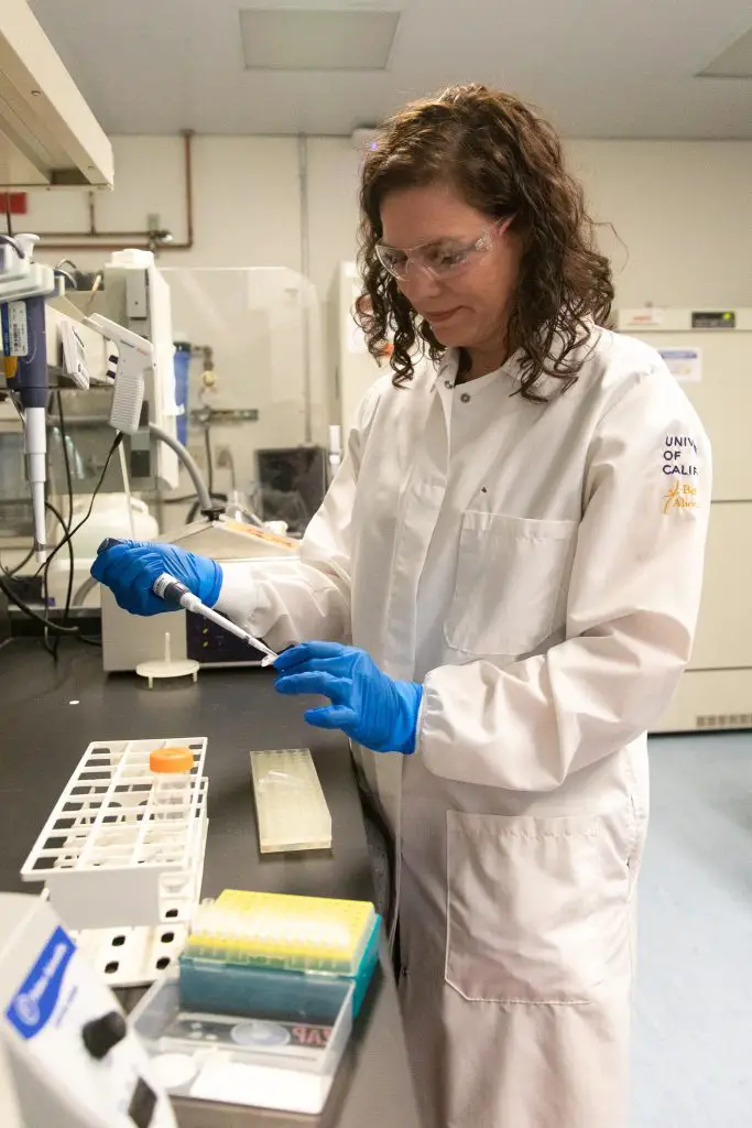 Karen-Miga-in-Lab-683x1024.webp