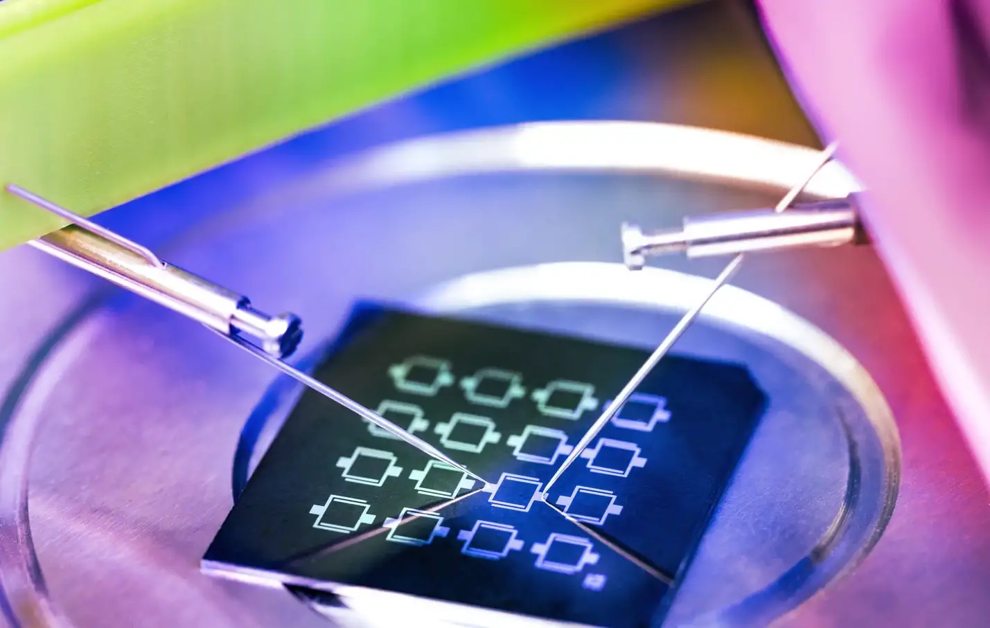 Transistor-Measures-Glucose-in-Saliva-2048x1301.webp