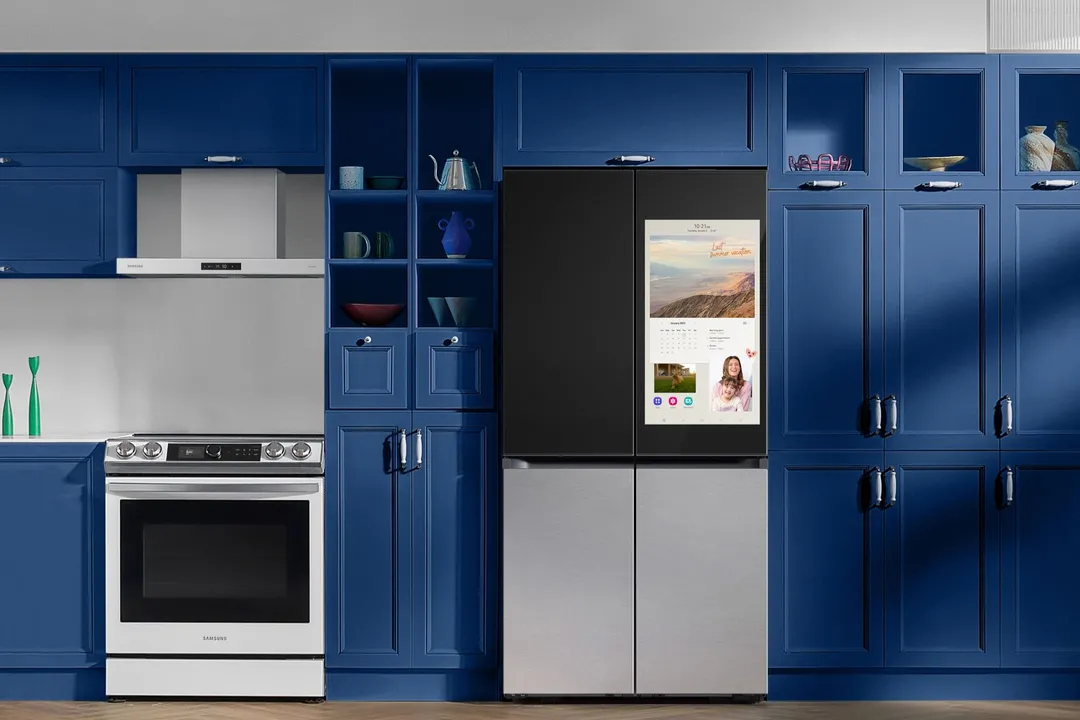 Samsung_Bespoke_Family_Hub__1__1_.webp