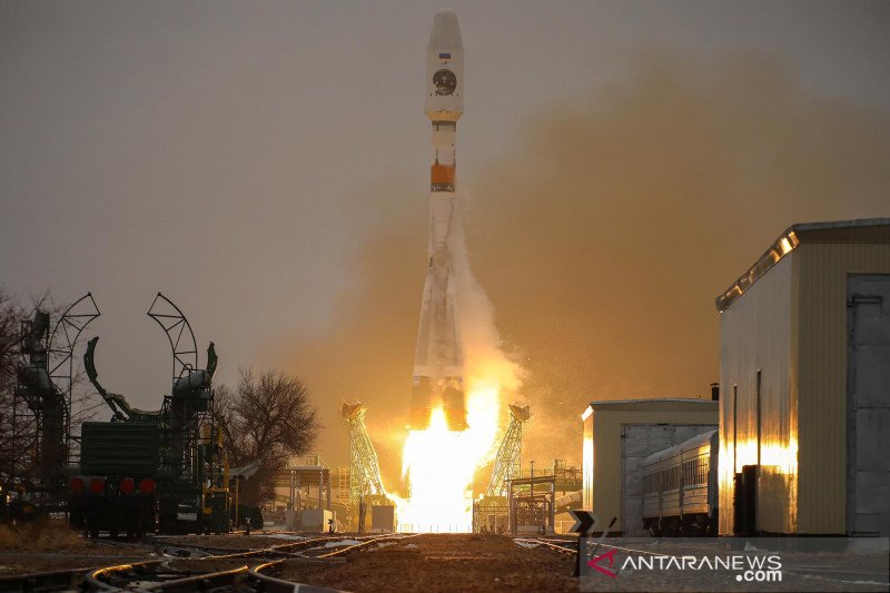 2021-02-28T103918Z_1888166016_RC2M1M973H53_RTRMADP_3_RUSSIA-ARCTIC-SATELLITE.jpg