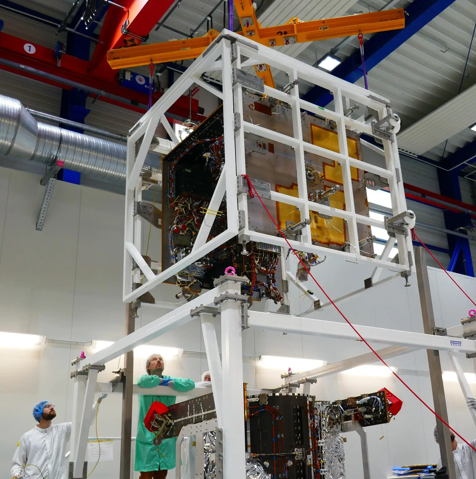 Heras-Core-Module-Lowered-Onto-Propulsion-Module-1526x1536.webp