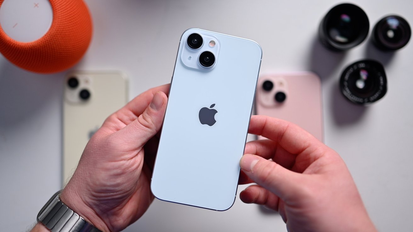 56199-114071-Blue-iPhone-15-xl.jpg