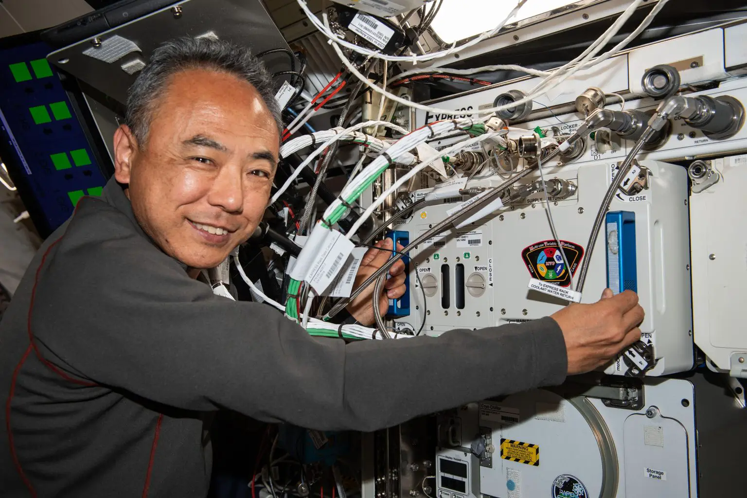 JAXA-Astronaut-Satoshi-Furukawa-Removes-Experiment-Hardware-1536x1024.webp