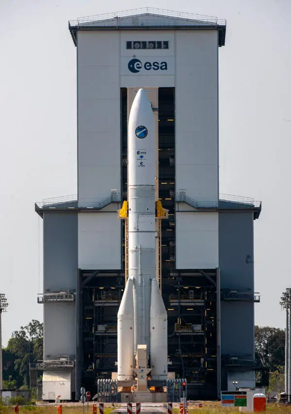 Hot-Fire-Test-of-Ariane-6-Core-Stage-on-Launch-Pad.webp