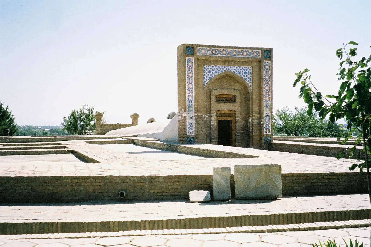 Ulugh-Beg-Observatory-Samarkand-Uzbekistan.webp
