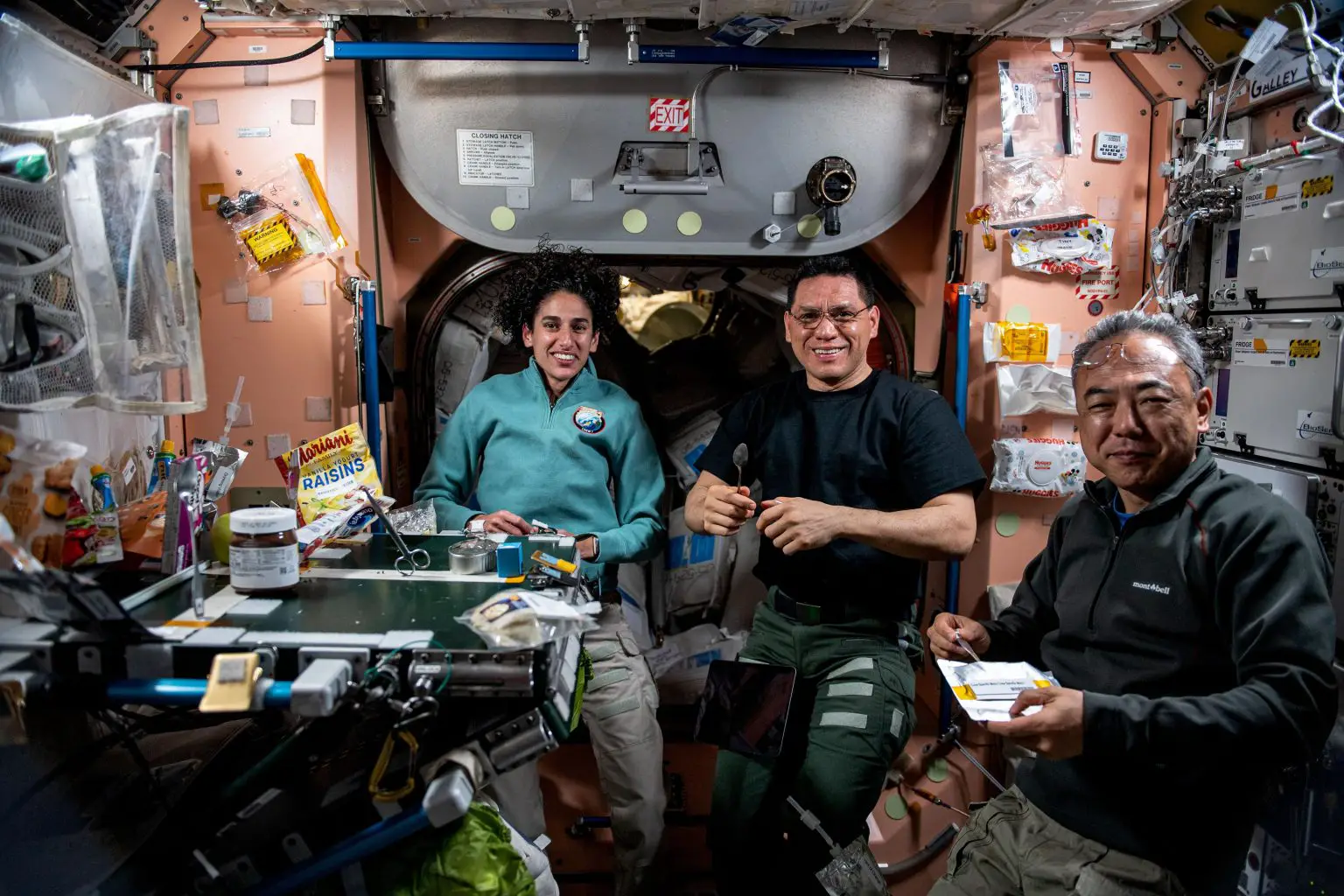 Expedition-69-Flight-Engineers-Join-Each-Other-for-Lunch-1536x1024.webp