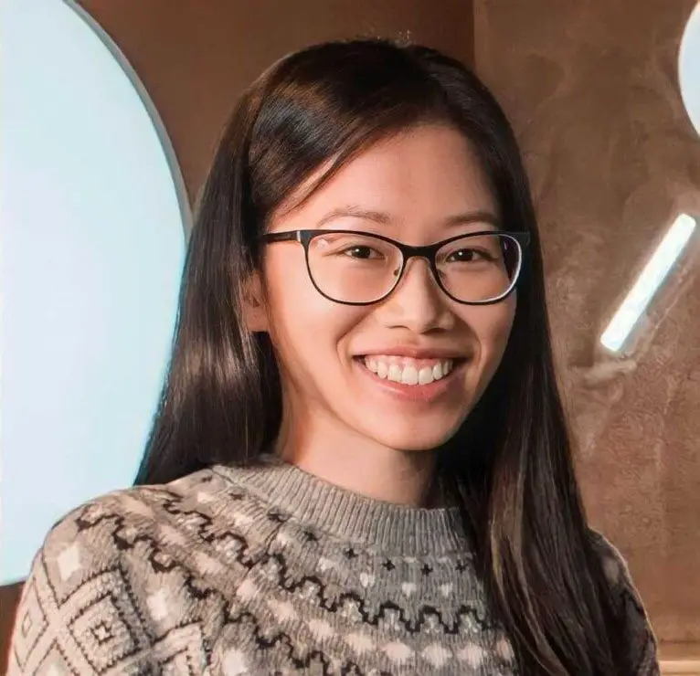Olivia-Lim.webp