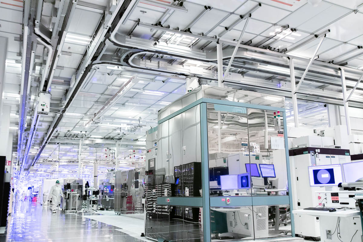 Intel-Ireland-Fab34-Photo-1.jpg