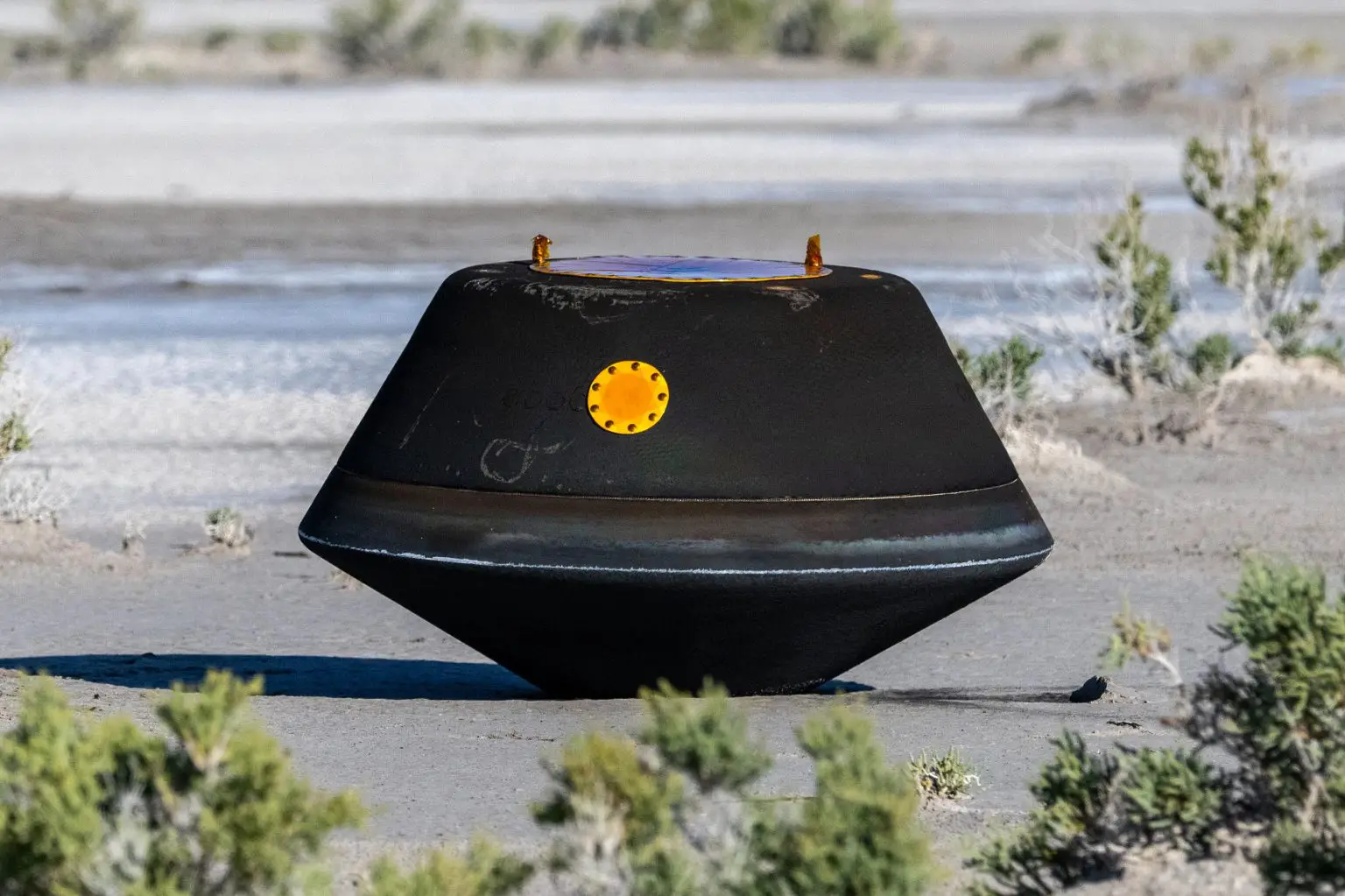 OSIRIS-REx-Sample-Return-Landing-4-1536x1023.webp