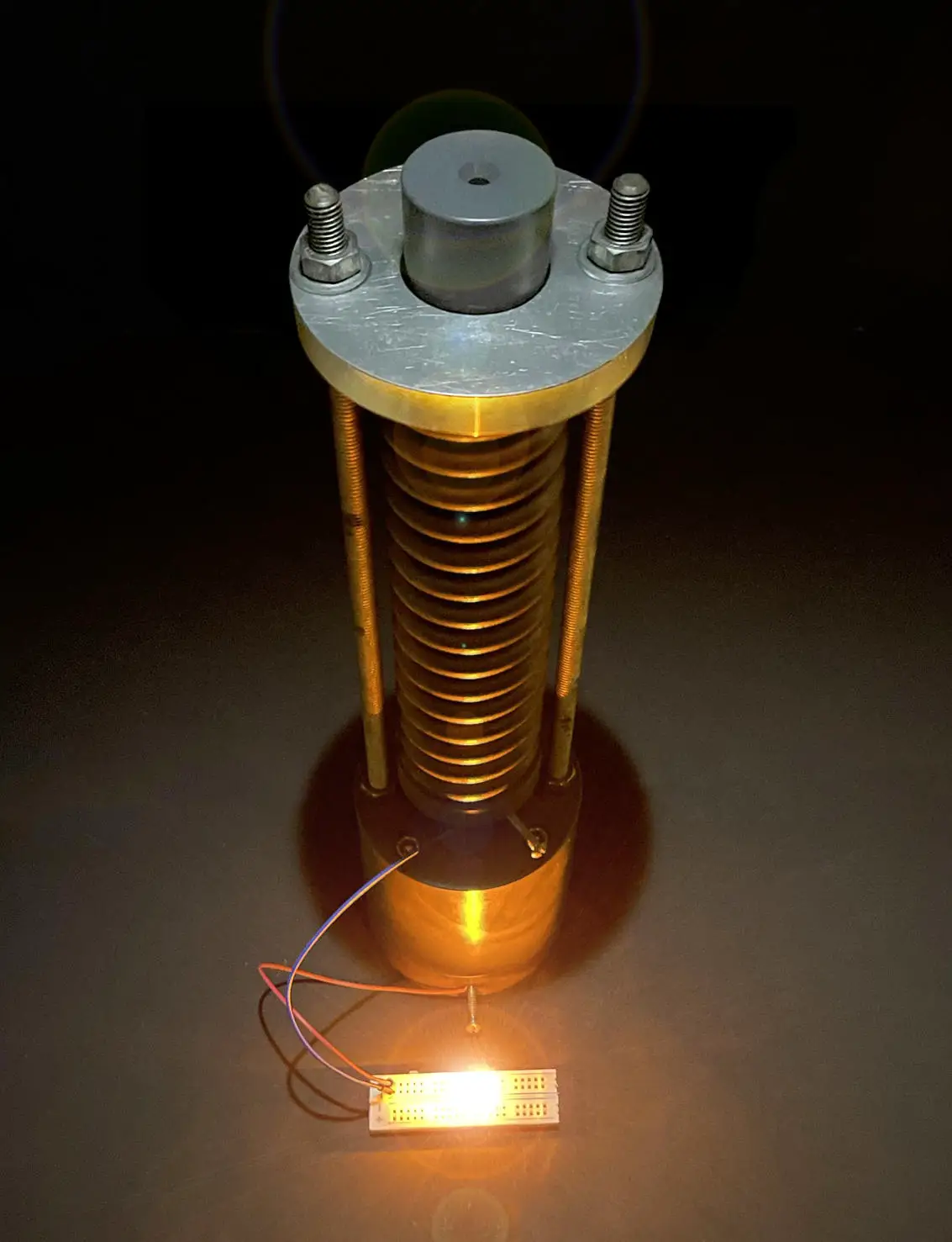 Supercapacitor-Made-of-Ancient-Abundant-Materials.webp