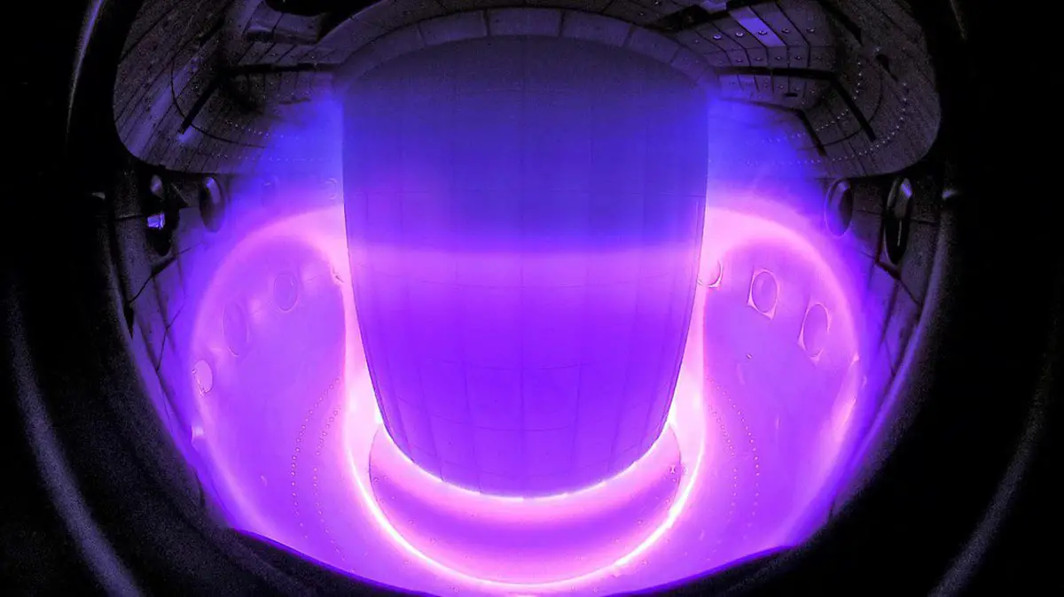Plasma-Inside-the-TCV-Tokamak.webp