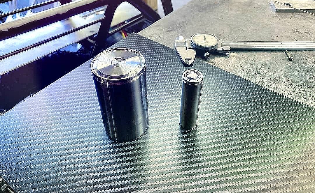 tesla-4680-battery-cells.jpeg