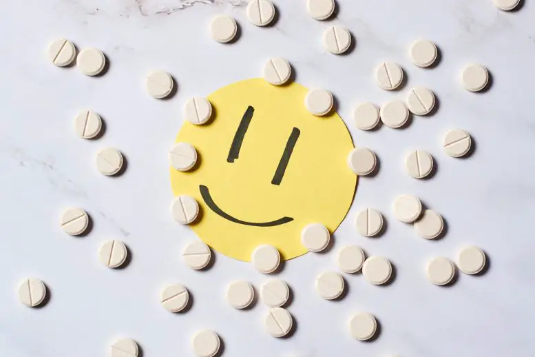 Happy-Pills-Antidepressant-Medication-777x518.webp