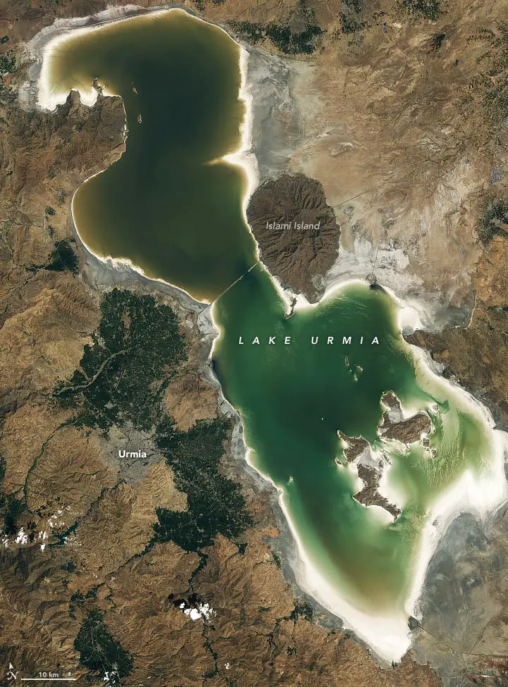 Lake-Urmia-September-2020-Annotated.webp