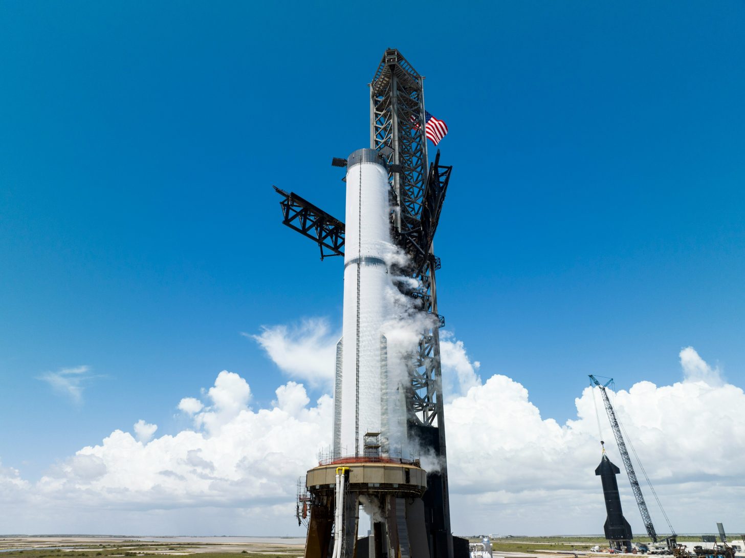 SPACEX-STARSHIP-BOOSTER-TANK-TEST-JULY-2023-1-1-1456x1090.jpeg