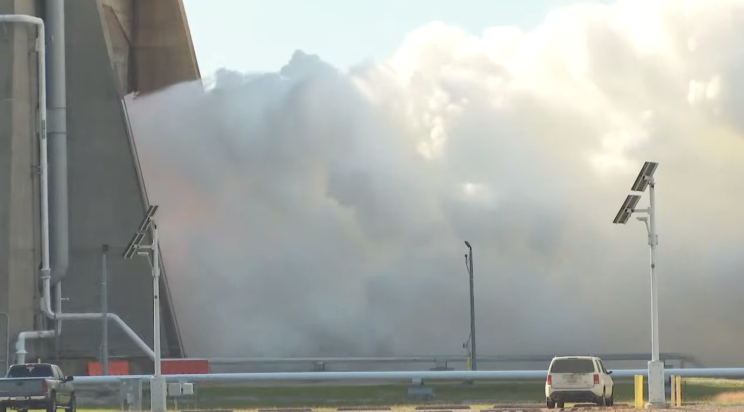 NASA-RS-25-TEST-FIRE-OCTOBER-2023-1456x807.png