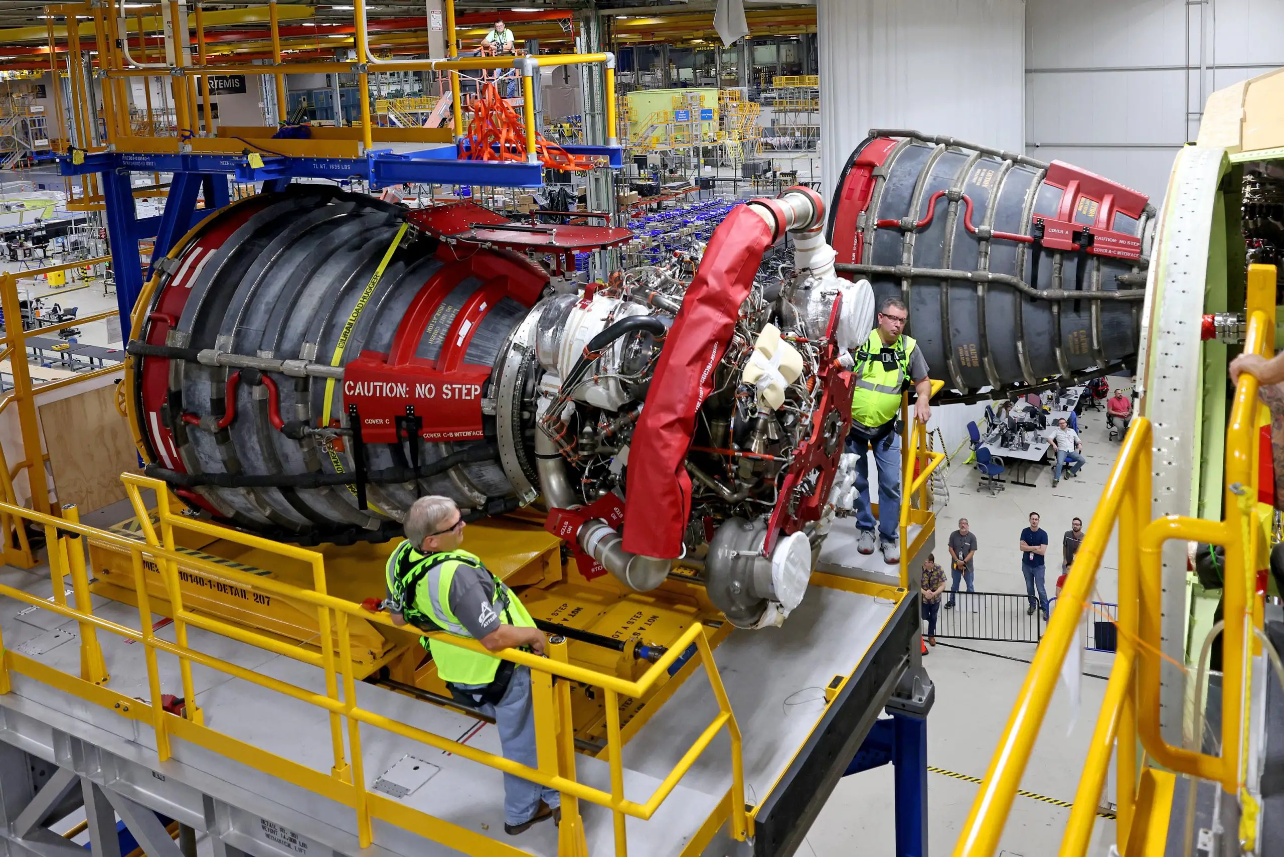 Engine-Installation-Continues-for-Artemis-II-Moon-Rocket-at-NASA-Michoud-scaled.webp