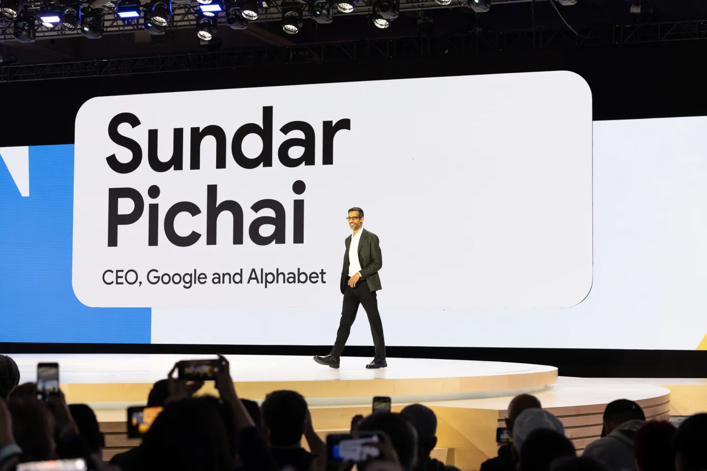 Google-Cloud-Next-_23_Sundar-Pichai.webp