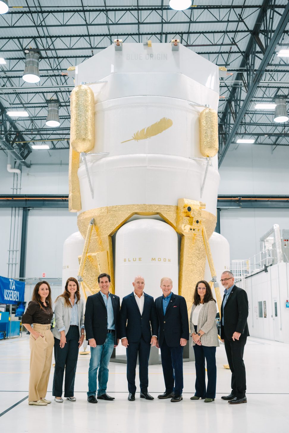 NASA-BLUE-ORIGIN-4-972x1456.jpeg