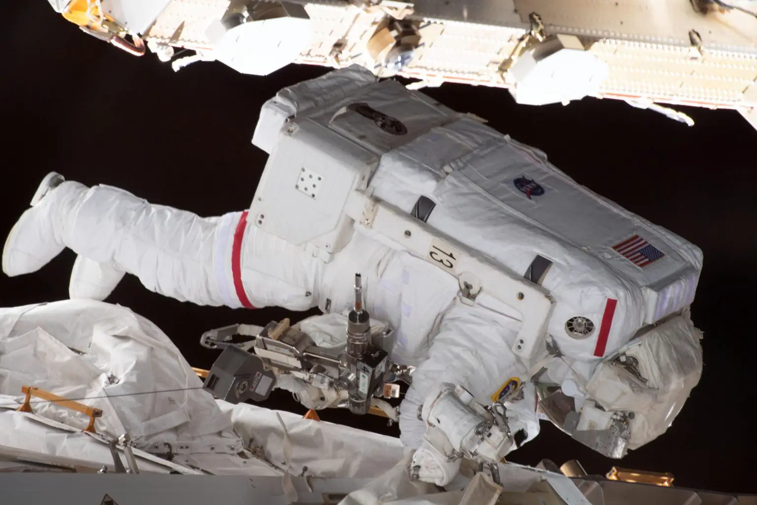 Astronaut-Jasmin-Moghbeli-Conducts-Spacewalk-1536x1024.webp