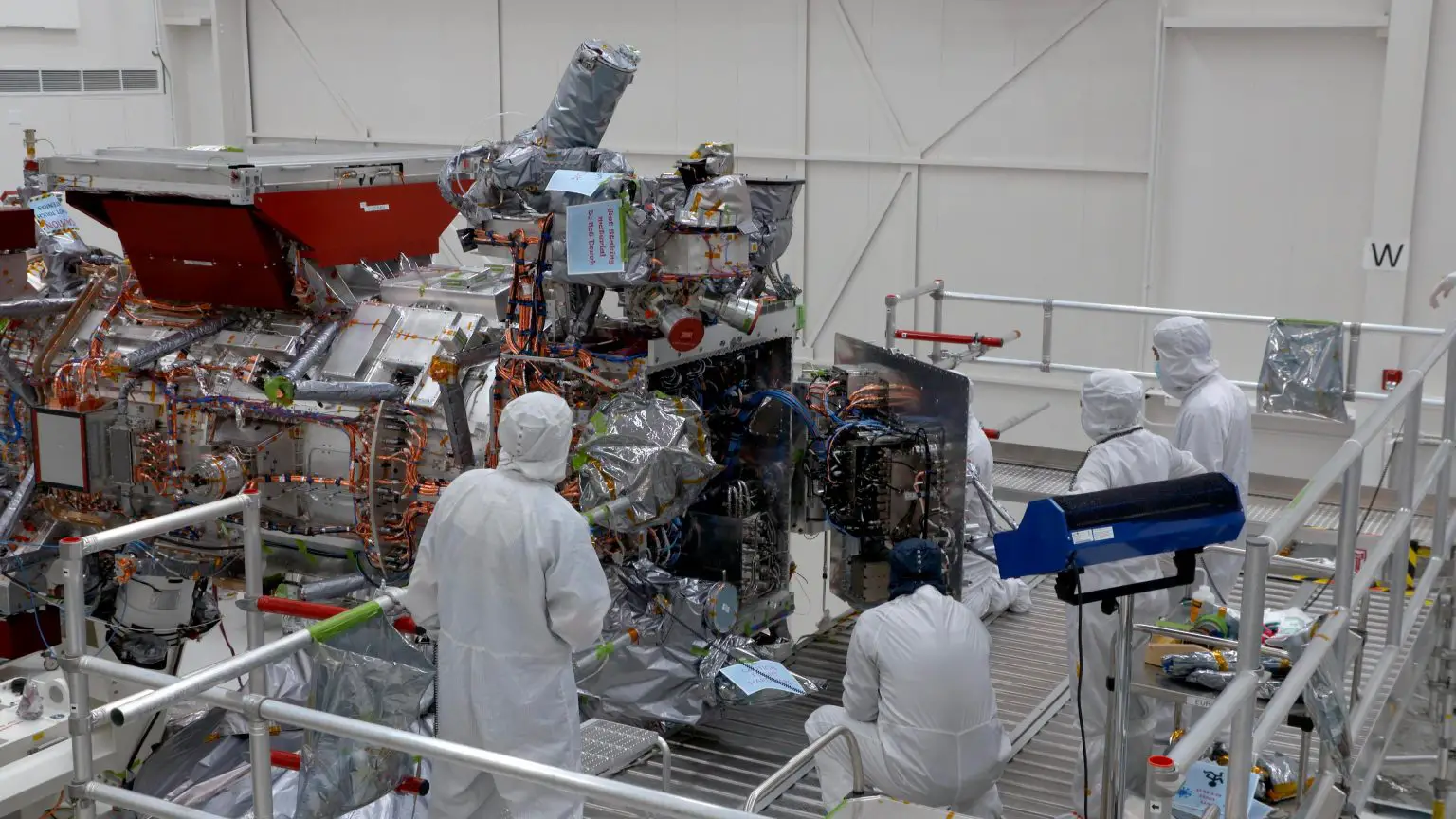Closing-Europa-Clipper-Vault-1536x864.webp