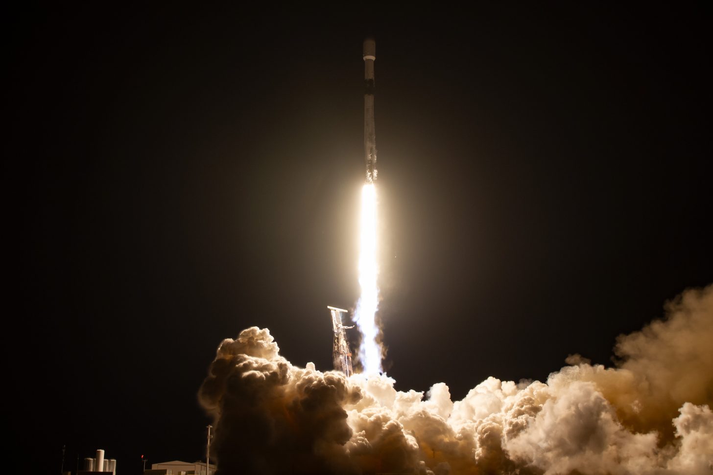 SPACEX-FALCON-9-OCTOBER-2023-1456x971.jpeg