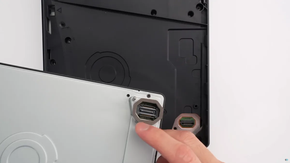 Disc_Drive_connector.webp