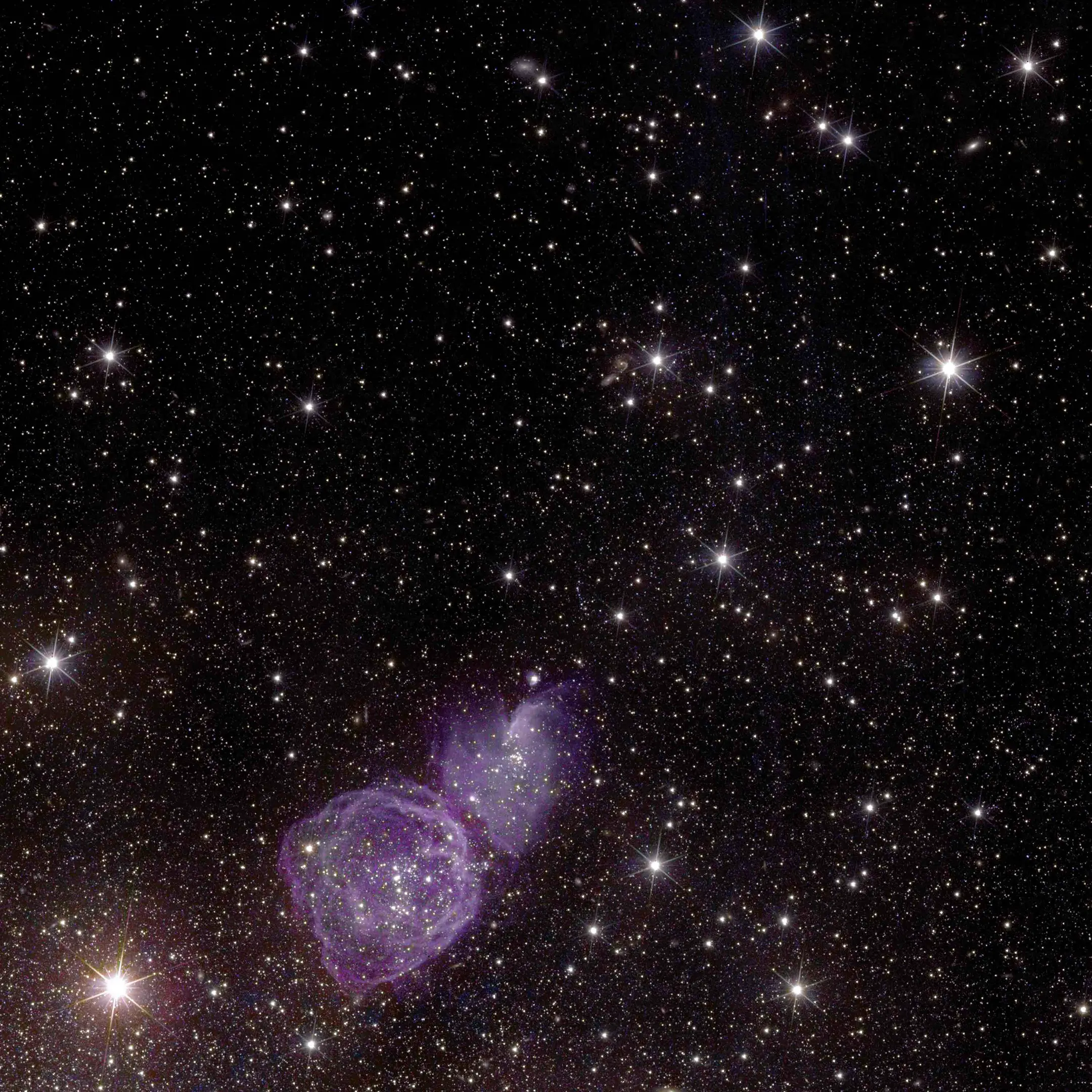Euclid-NGC-6822-Zoom-1.webp