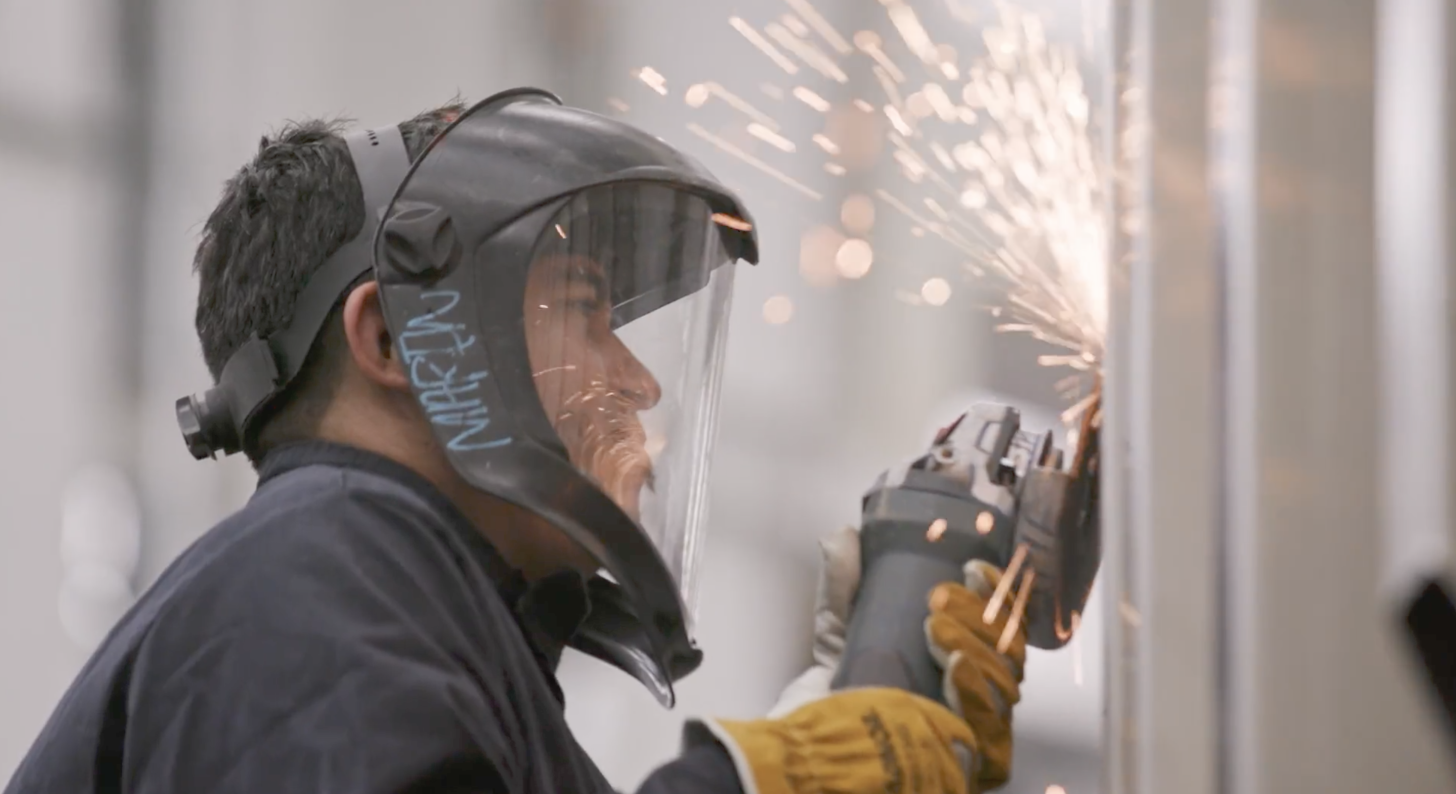 SPACEX-STARSHIP-TECHNICIAN-1456x794.png