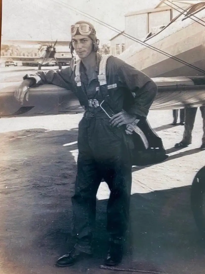 US-Army-Air-Forces-USAAF-2nd-Lt-Gilbert-Haldeen-Myers.webp