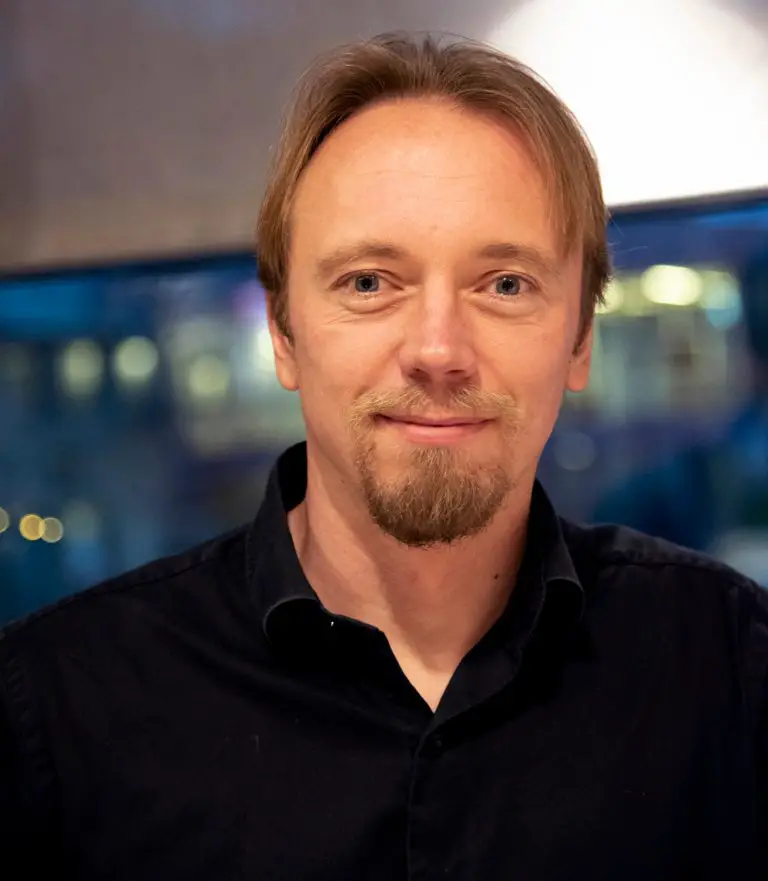 Andreas-Dahlin-1-768x881.webp