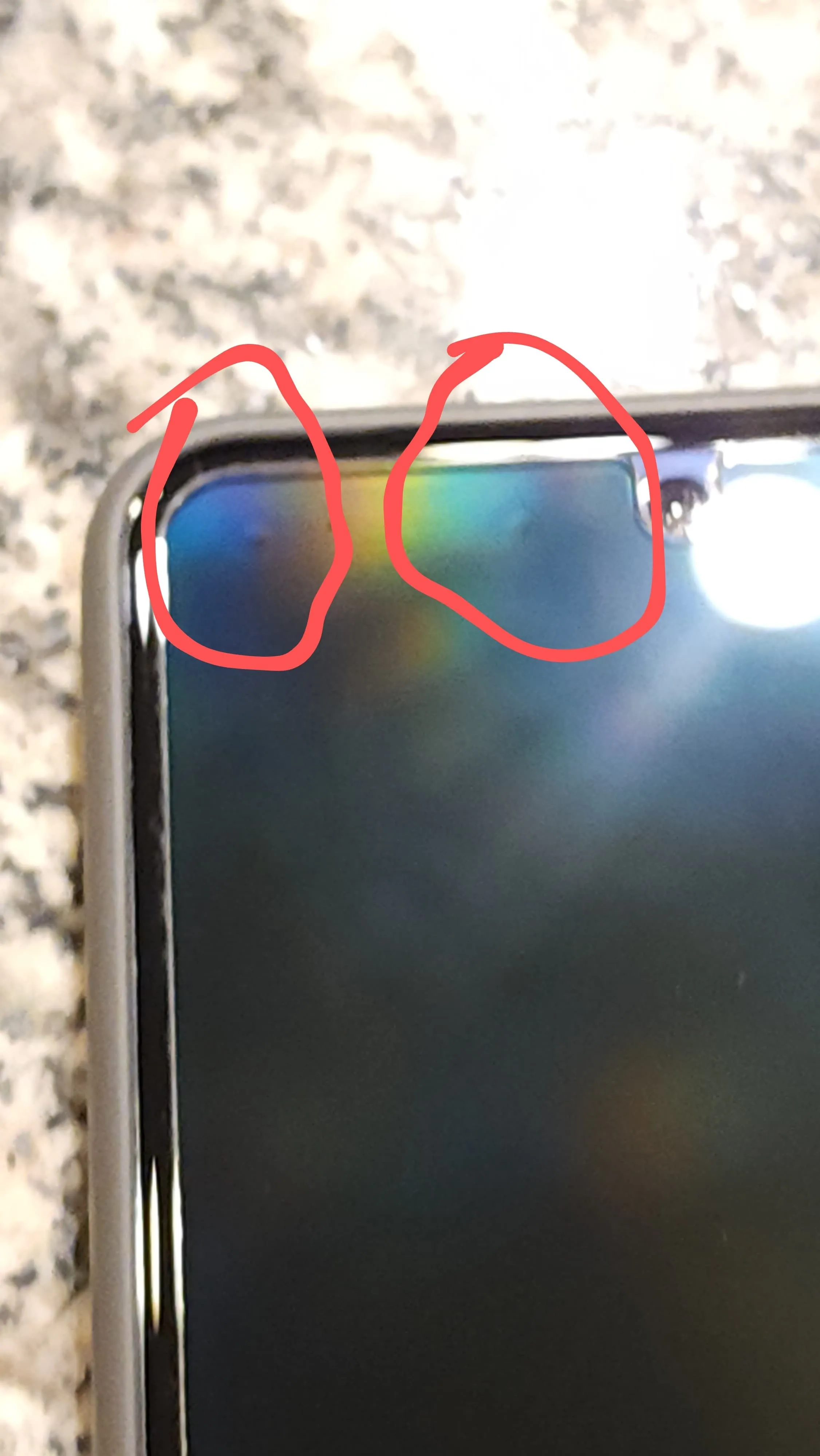 pixel-8-pro-display-bumps-3-1.webp