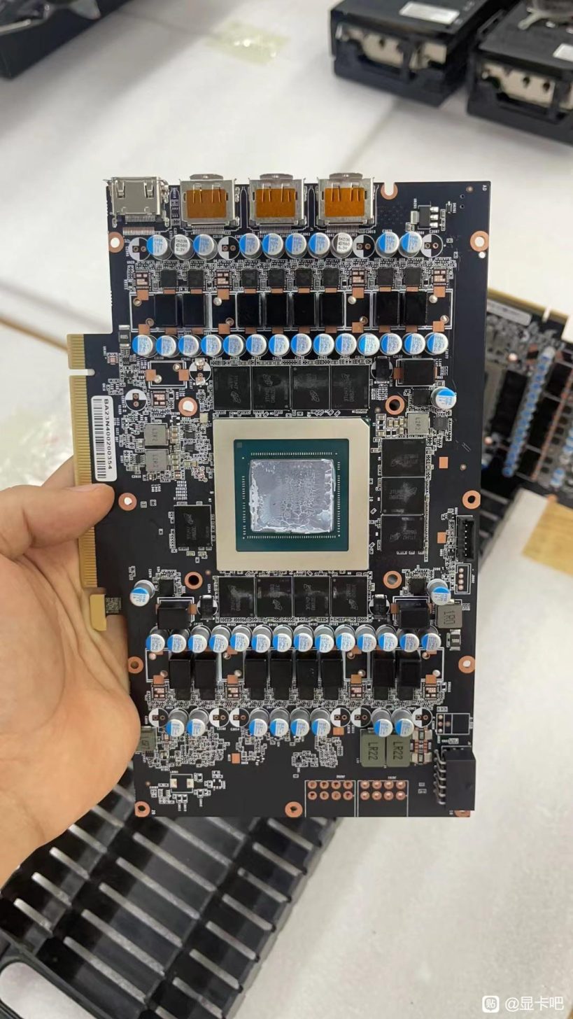Chinese-Factories-Dismantling-Thousands-of-NVIDIA-GeForce-RTX-4090-Gaming-GPUs-Turning-Them-Into-AI-Solutions-6-819x1456.jpg
