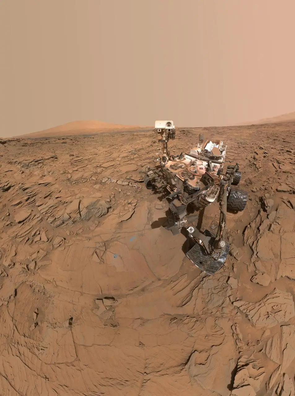 Selfie-Mars-Curiosity-Rover.webp
