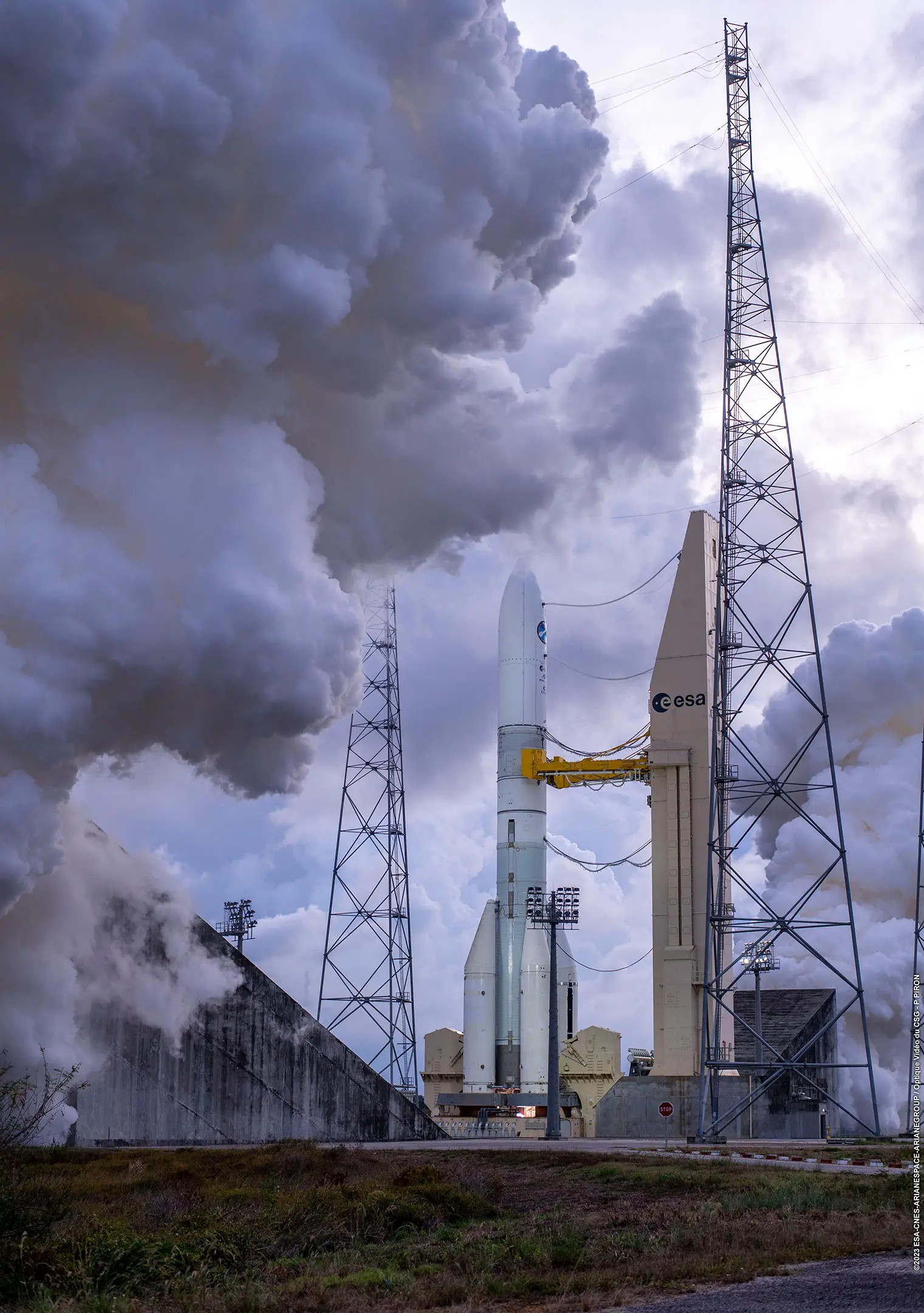 Ariane-6-During-Combined-Hot-Fire-Test.webp