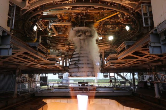 NASA-RS-25-HOT-FIRE-TEST-2022.jpeg