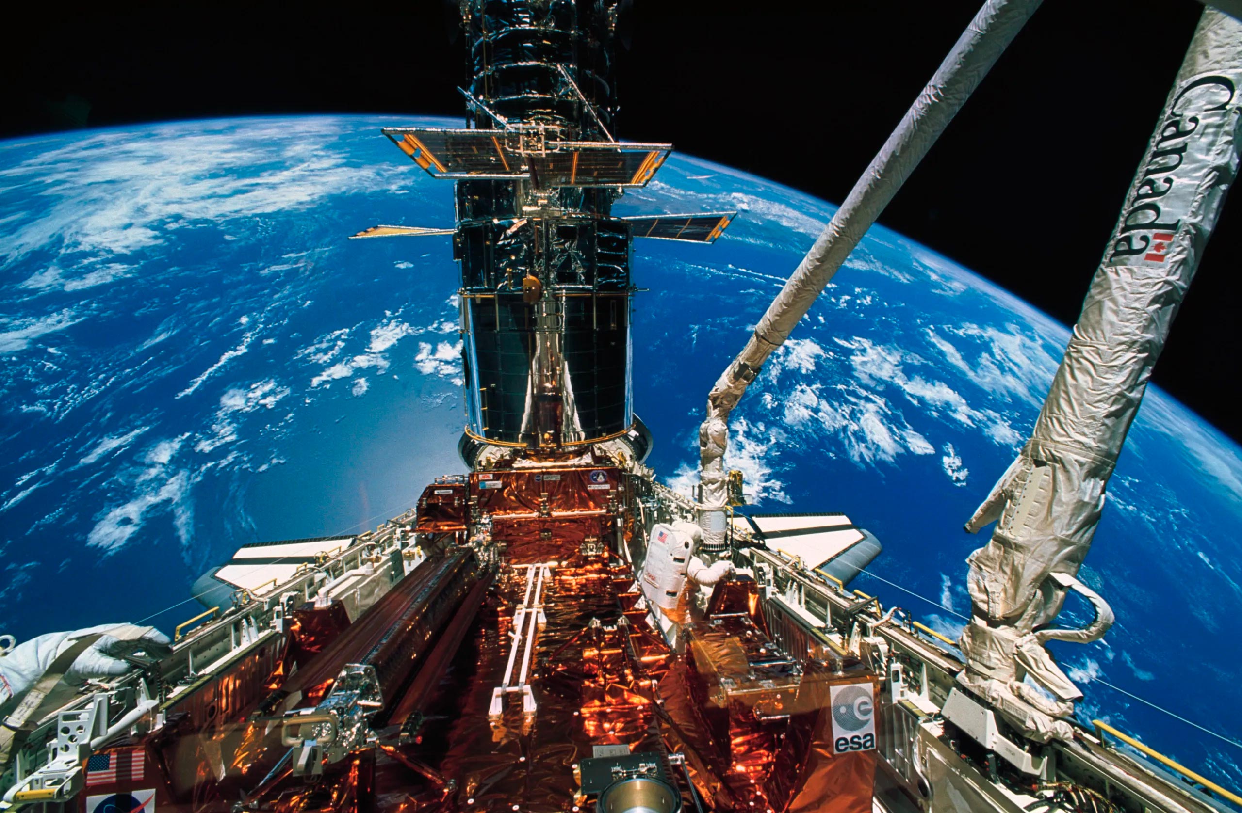 Astronaut-F-Story-Musgrave-Final-Hubble-Servicing-Mission-1-Spacewalk.jpg