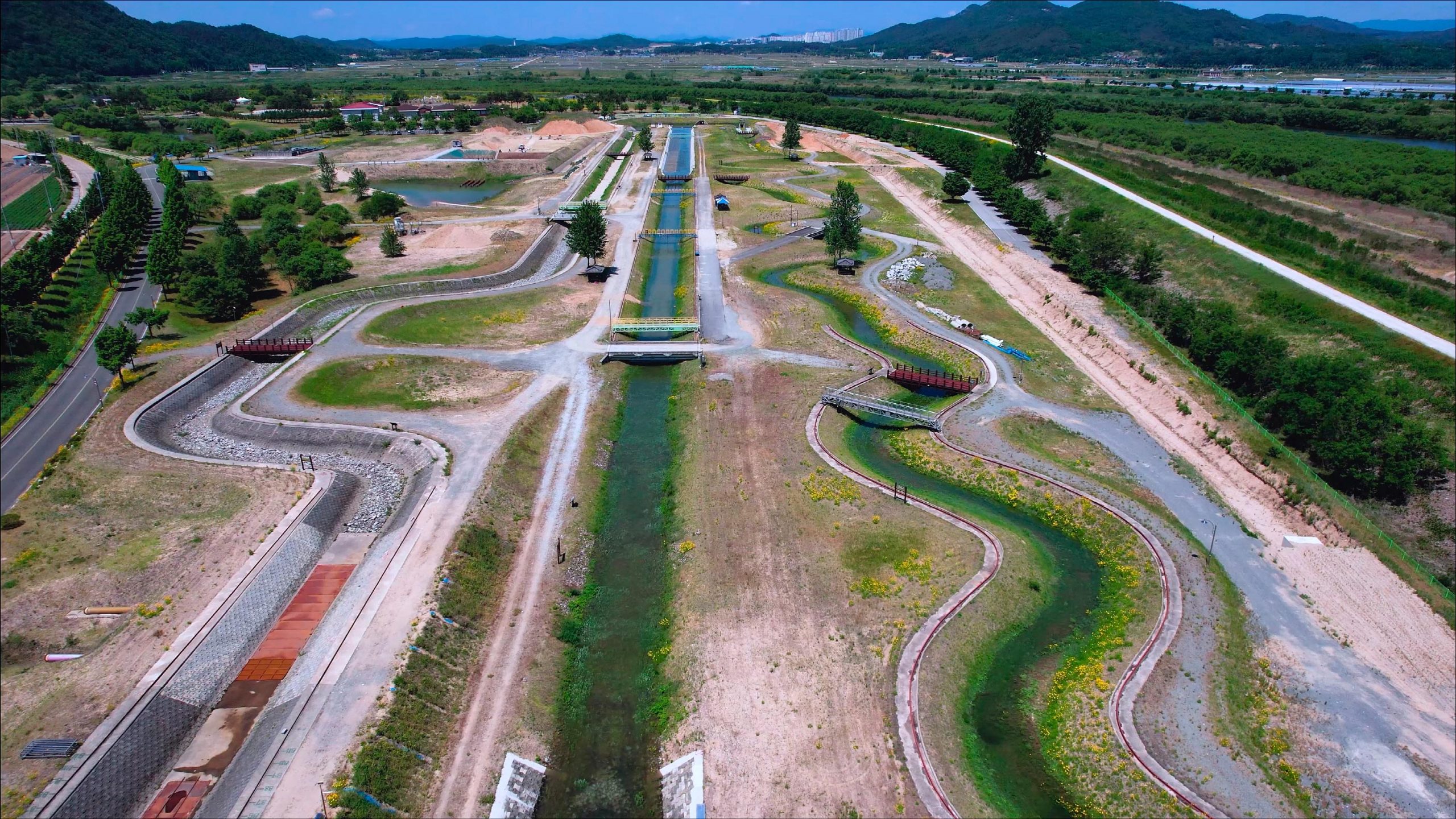 View-of-River-Experiment-Center-in-Andong-scaled.jpg